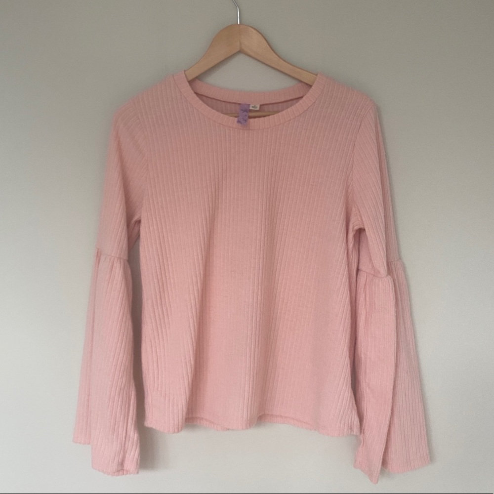 PINK SWEATER FROM FRANCESCAS LIKE NEW!!